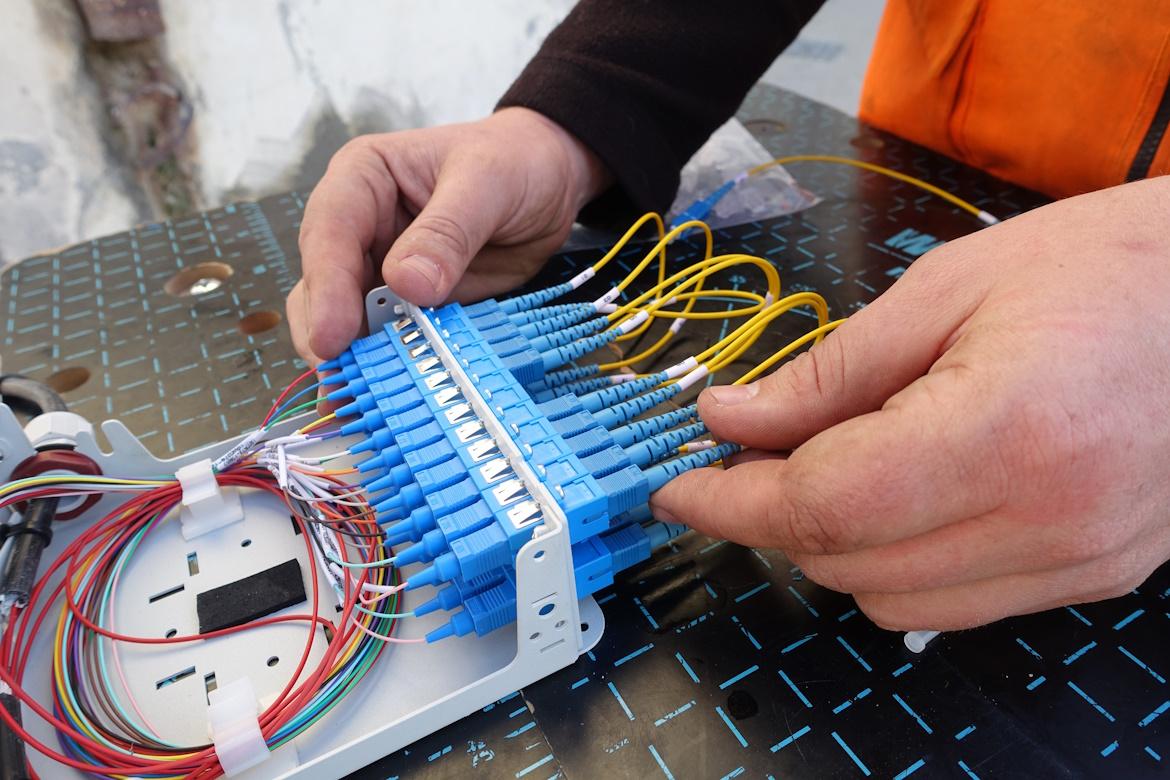 Schaltkasten Glasfaser zu Probleme Glasfaserausbau